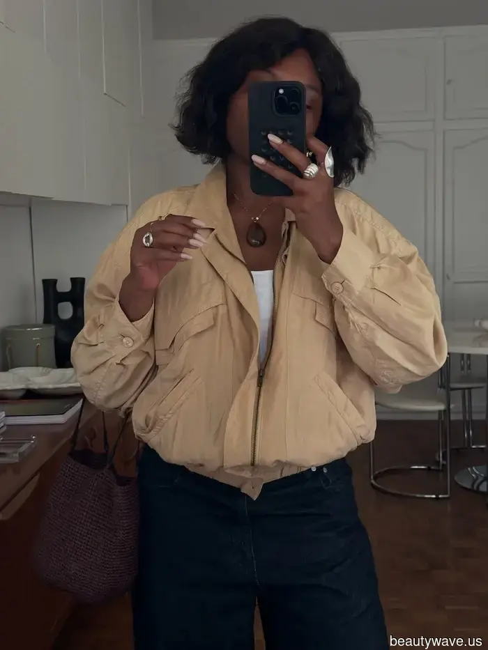 Short Hair Isn't Going Anywhere—6 Stylish Bob Hairstyles to Experiment with This Autumn