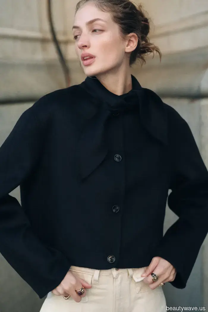 H&M hat gerade die schickste Vorherbstkollektion lanciert&mdash;5 elegante Trends, die bereits schnell beliebt werden.