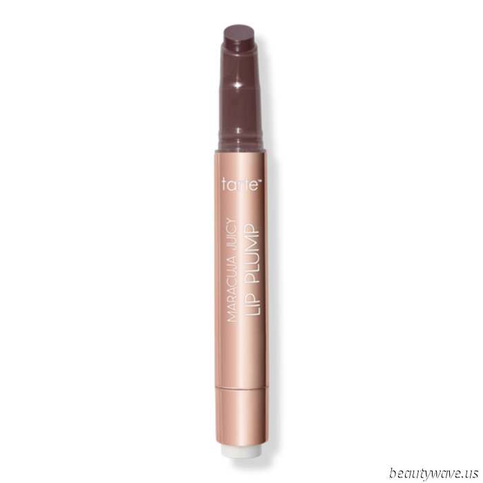 Carrie Bradshaw (a.k.a. Sarah Jessica Parker) has just shared this TikTok-famous lip product on her Instagram.