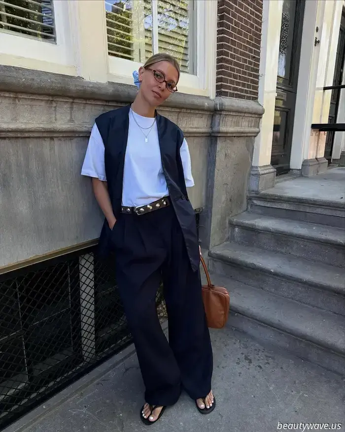 This pant style paired with flip-flops forms the most stylish combination we've encountered all summer.