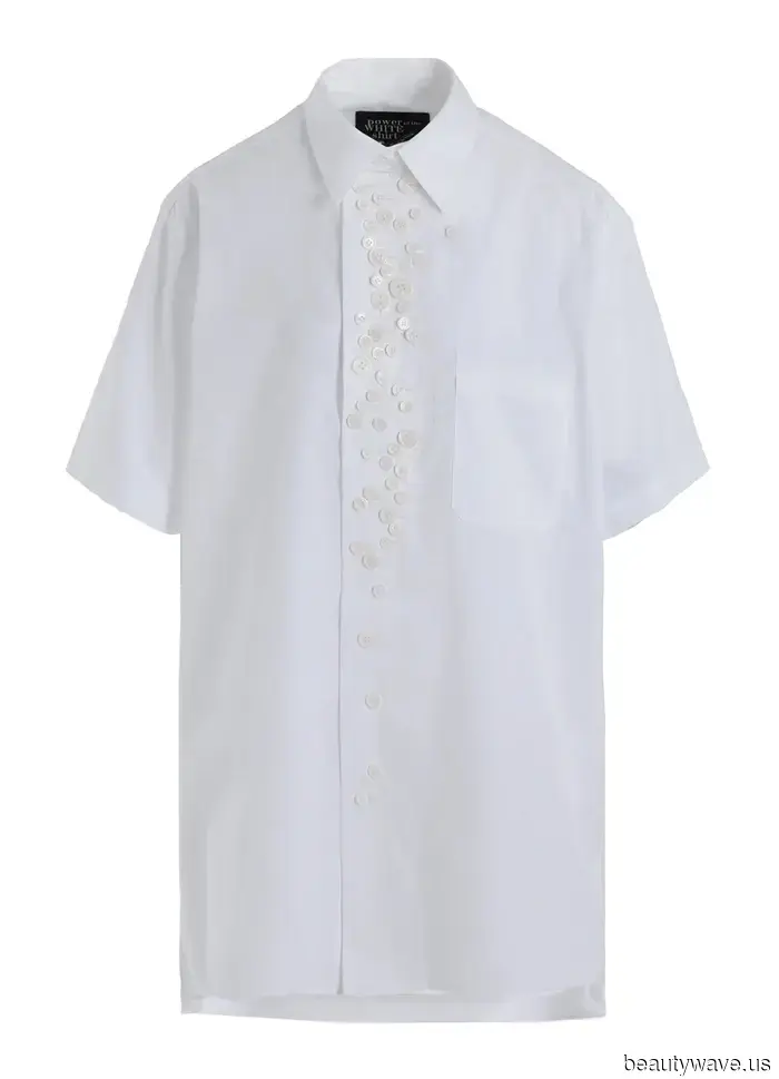 I'm predicting that this quirky micro-trend will be all over the place this fall.