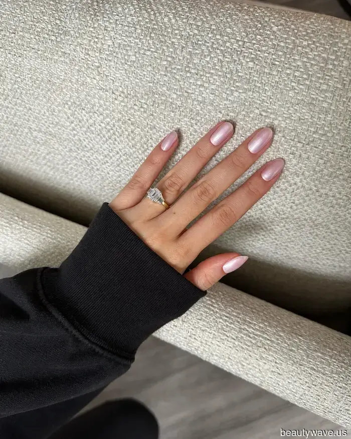 Editors Consensus—This Beautiful, Subtle Nail Color is Dominating Summer 2026.