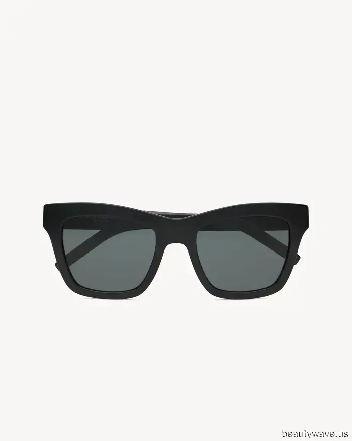 Estoy Pasando por Alto a Scruffy en el Aeropuerto&mdash;5 Atuendos de Viaje Simples que Lucen Mucho Más Elegantes