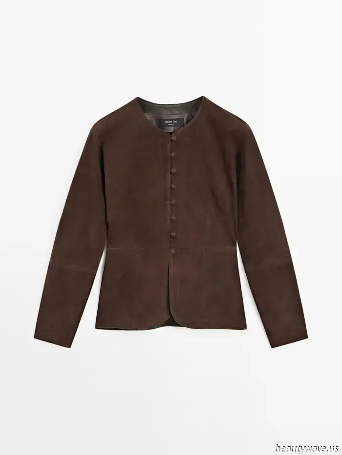 Featured in Paris: The Two Color Trends That Will Be Worn Together This Fall