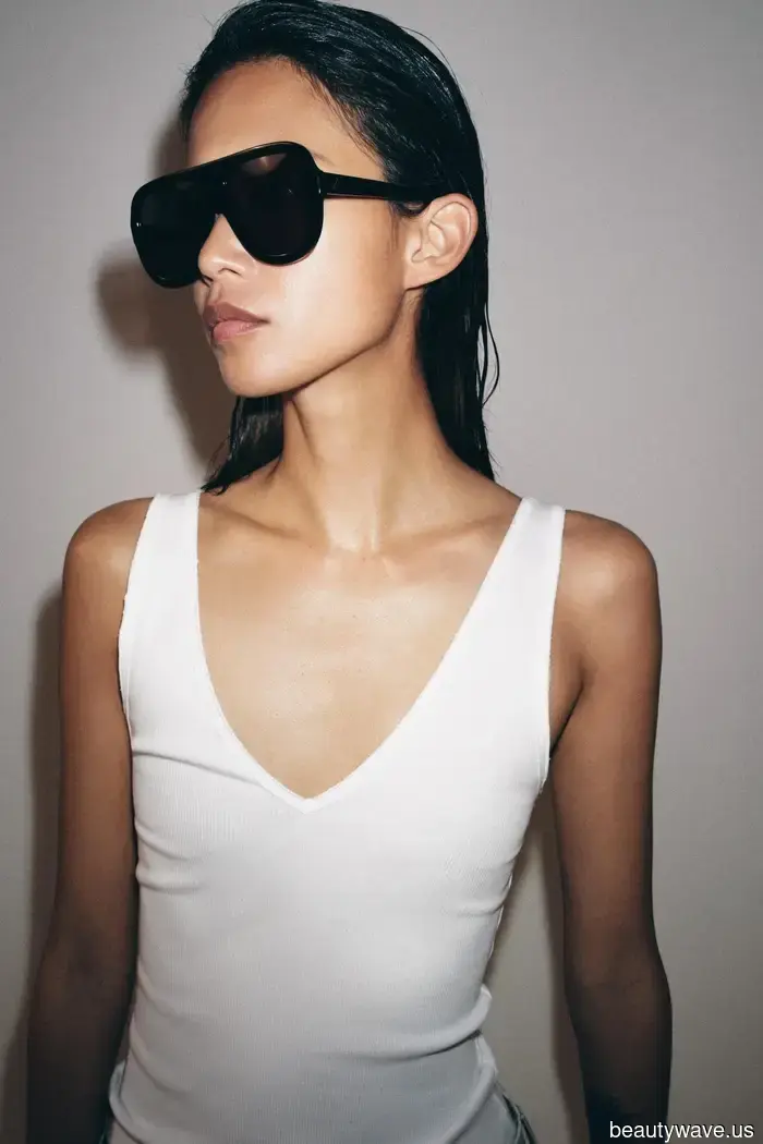 Fashion enthusiasts are moving on from these summer staples—here's what they are opting for as they transition into early fall.