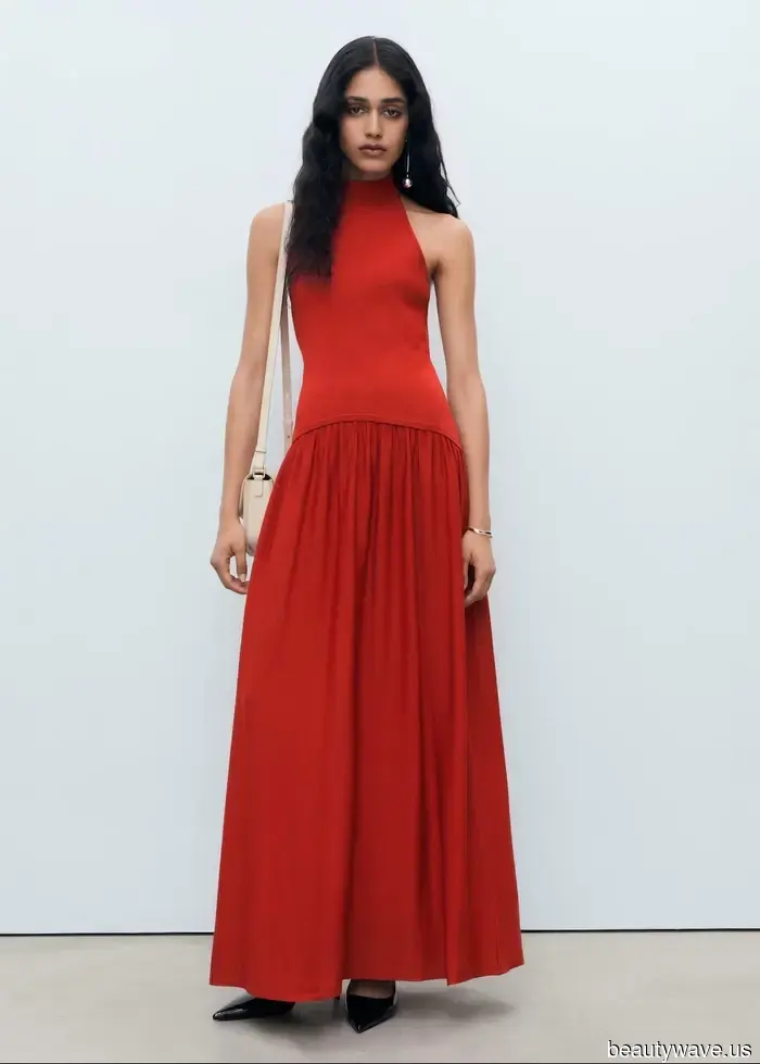 Este vestido sencillo de los años 2000 está en la maleta de todas las personas de moda este verano.