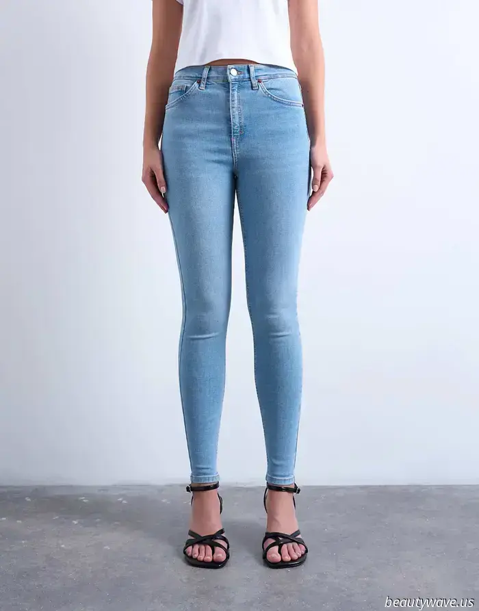 These Legendary Topshop Skinny Jeans Have Returned After Being Discontinued and Are Set to Make a Comeback.
