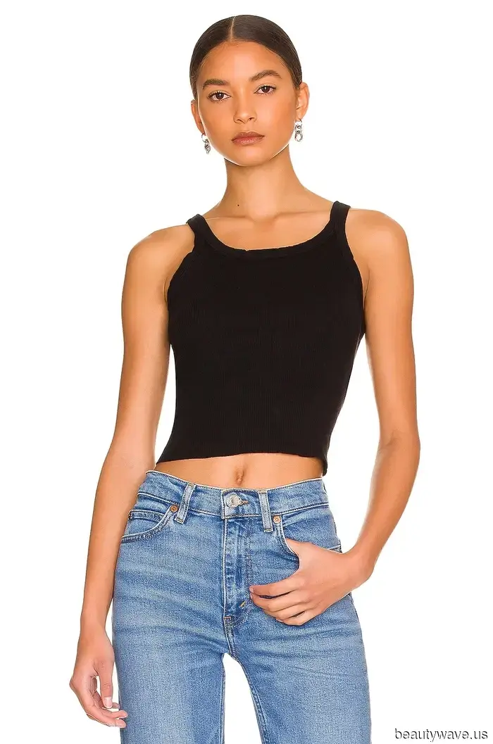 ICYMI: Hailey y Kylie acaban de adoptar esta combinación de atuendo de mezclilla de chica genial.