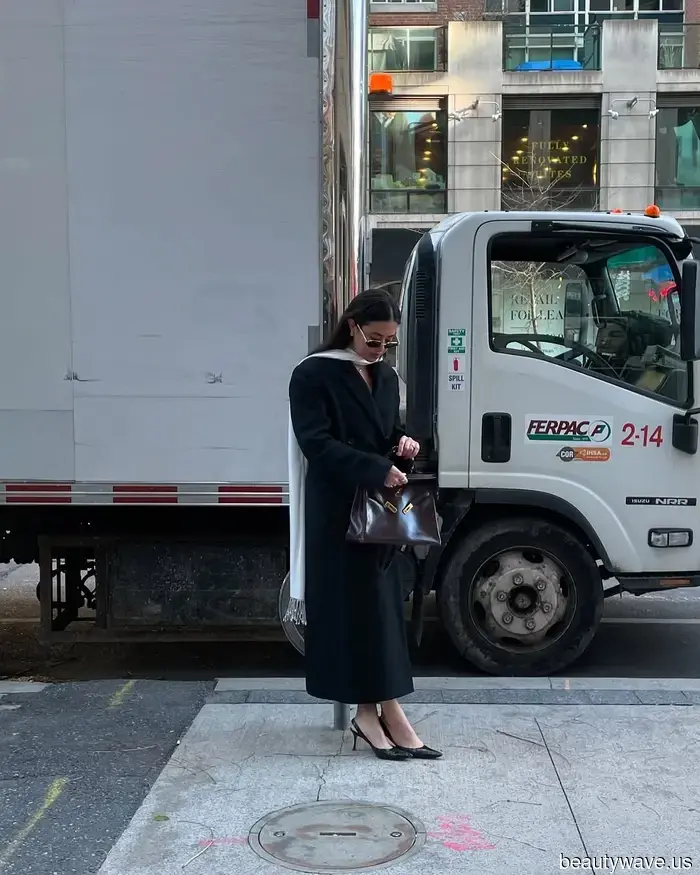 Apologies, Flats, but fashionable individuals are currently opting for these party-ready heel trends instead.