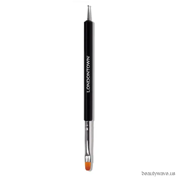 It's Official: The Most Fashionable Manicures of This Season Are Putting an End to These 6 Nail Designs.