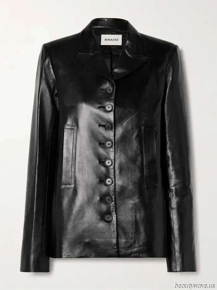 Le donne con gusto a New York indossano blazer solo se presentano questo dettaglio