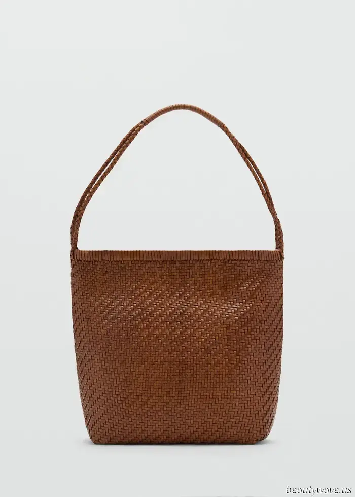 The Stylish 2025 Bag Trend That Ashley Olsen Has Been Sporting for Ten Years Already