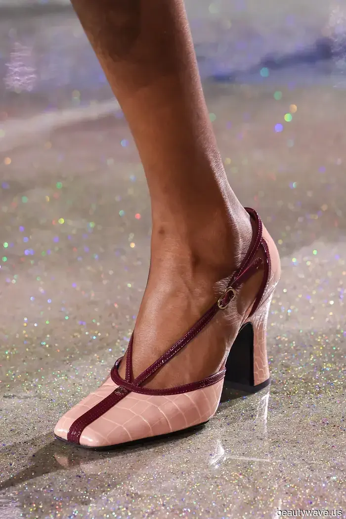 Se stai acquistando un nuovo paio di scarpe, scegli un paio in uno di questi 5 colori di tendenza.