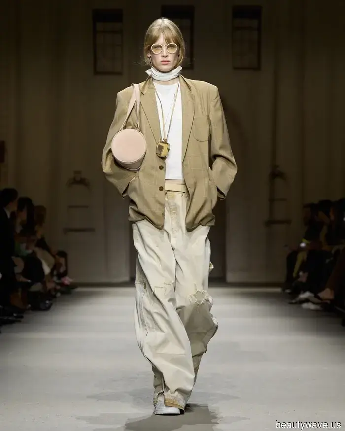 Coach Is Issuing a PSA: Here Are the 6 Accessory Trends Expected to Shape Spring 2026