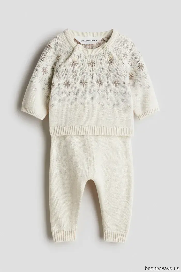 I'm a Stylist and mother of two—here's how I dress my children for the holiday season.