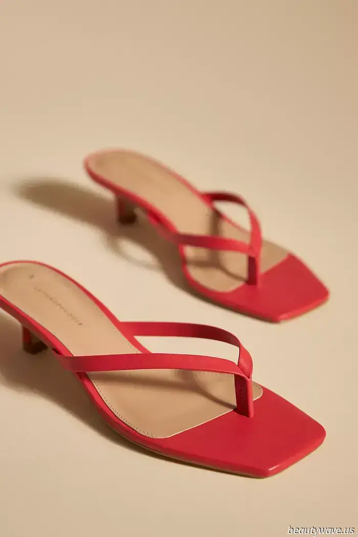 Apologies, Black Flip Flops—The Stylish Dressers I Know Are Embracing This "Incorrect" Shade for Summer.