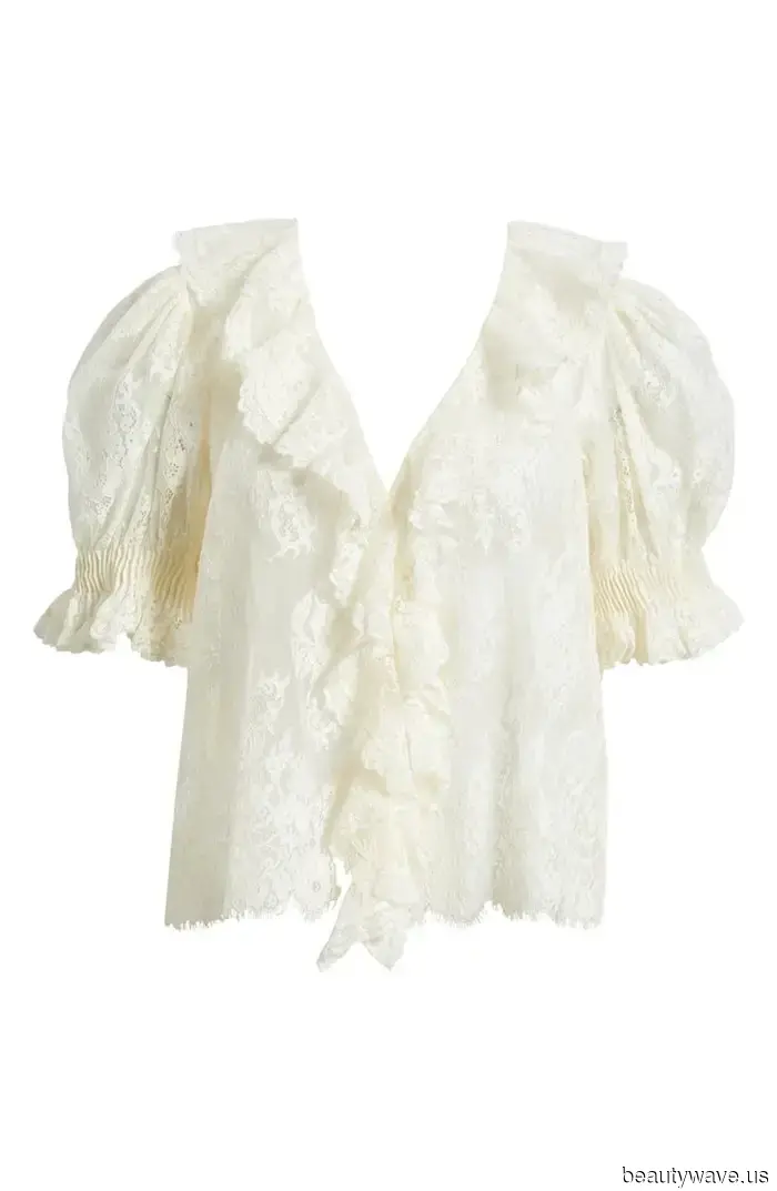 Every stylish girl you know already has these fall items on their wish lists.