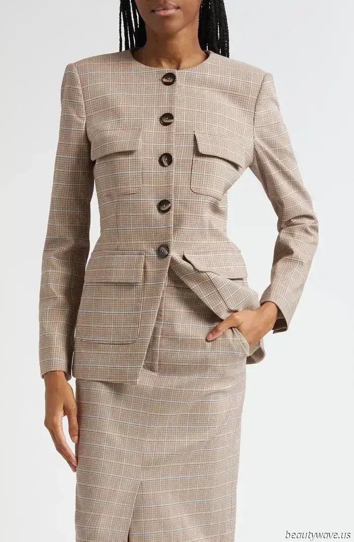 If I see you sporting this stylish blazer trend instead of a classic one, I’ll recognize you as a fashion-forward individual.