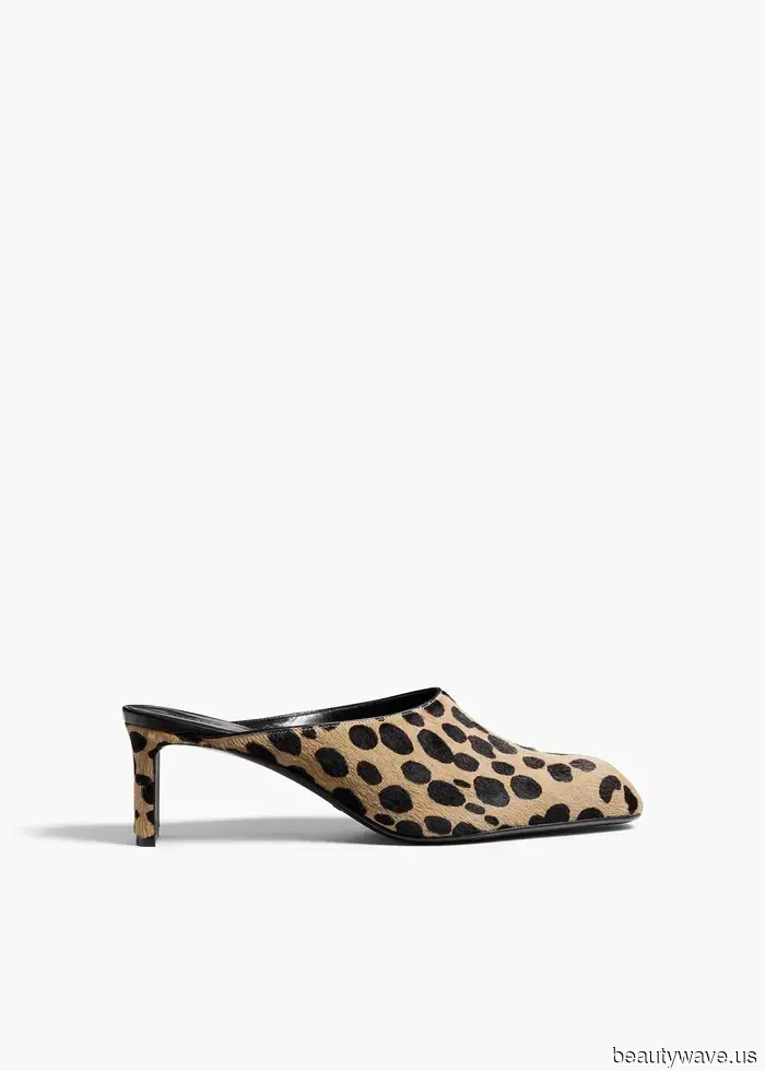 Scusa le mie classiche scarpe nere, ma questa tendenza delle scarpe stampate sta definendo l'autunno 2025.