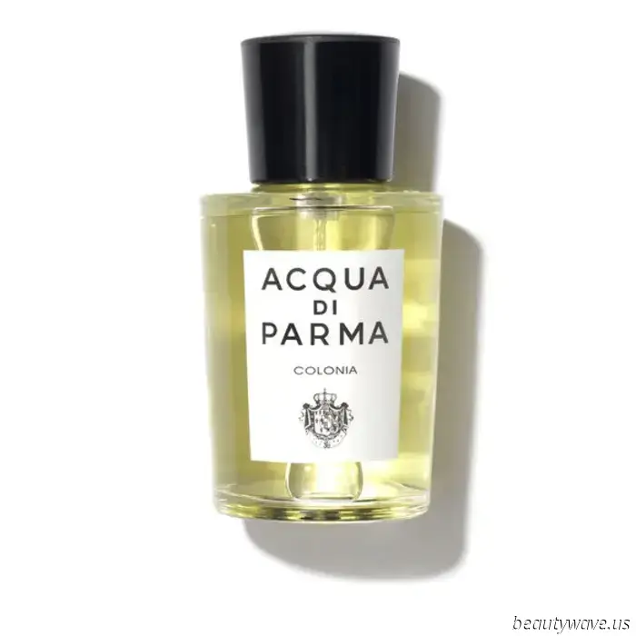 Wearing this perfume gives me the sensation of summertime in Portofino, Tuscany, and Capri.