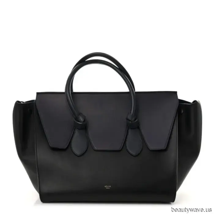 Celine hat gerade die Tasche zurückgebracht, die in jedem wichtigen Paparazzi-Foto der 2010er Jahre zu sehen war.