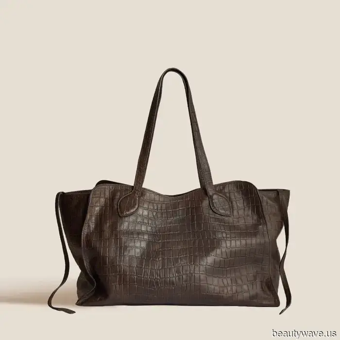 I’m declaring it: This is the luxurious-looking bag trend to invest in before fall.