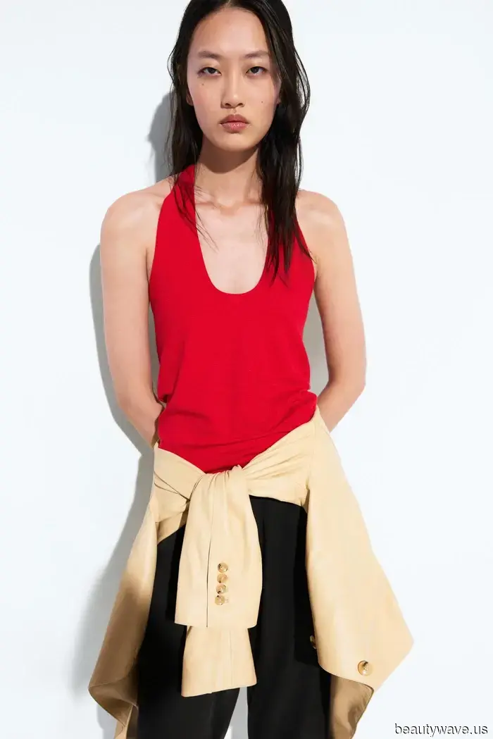Farewell to the White Tee—Opt for This Surprising Top If You Aim to Dress Like a Fashionable Individual