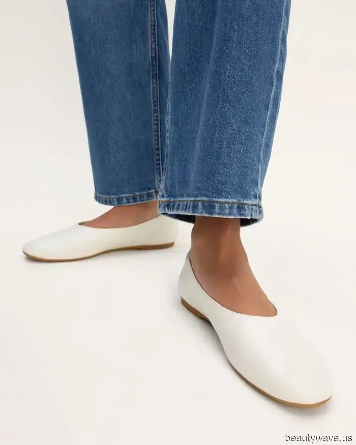 If a fashionable Parisian is donning jeans, she pairs them with one of these 7 summer trends.