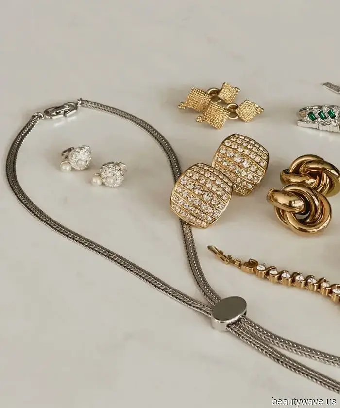 It's Time to Clear Out: 25 Items You Can Dispose of This Weekend