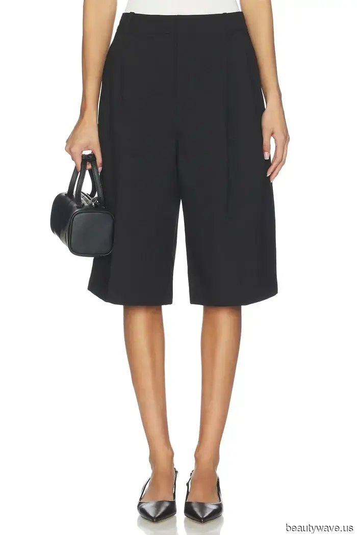 This One Footwear Trend Is Subtly Taking Over Sneakers This Spring