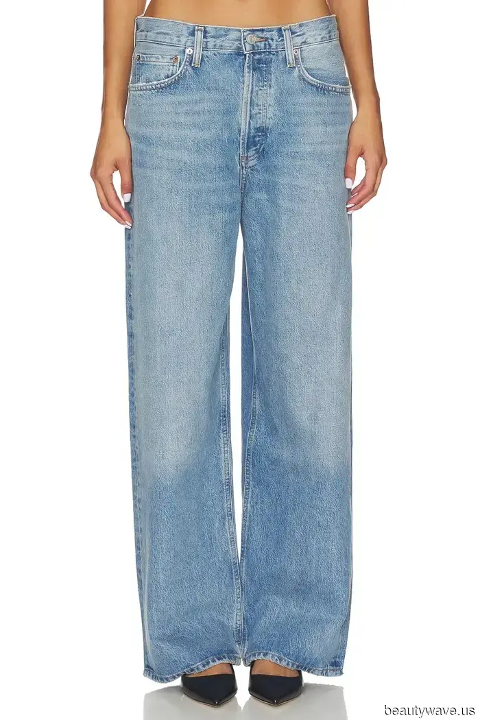 You might disagree, but It Girls believe this attractive shoe trend pairs better with jeans compared to mesh flats.