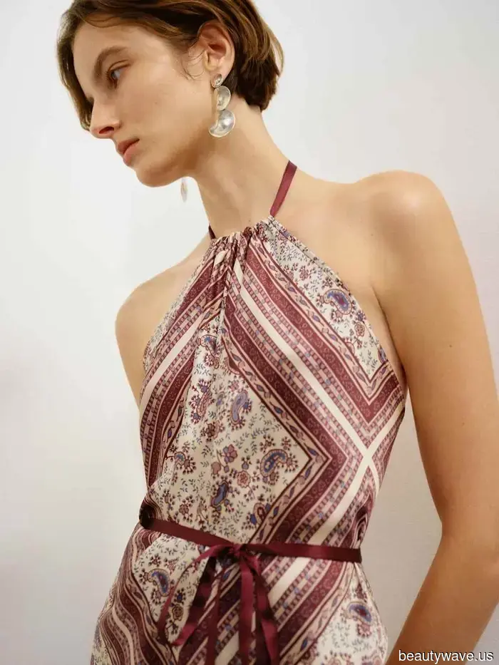 Not Combat Boots, Capris, or Jelly Shoes—These Are the Surprising 90s Trends We Anticipate Will Be Everywhere in 2026.