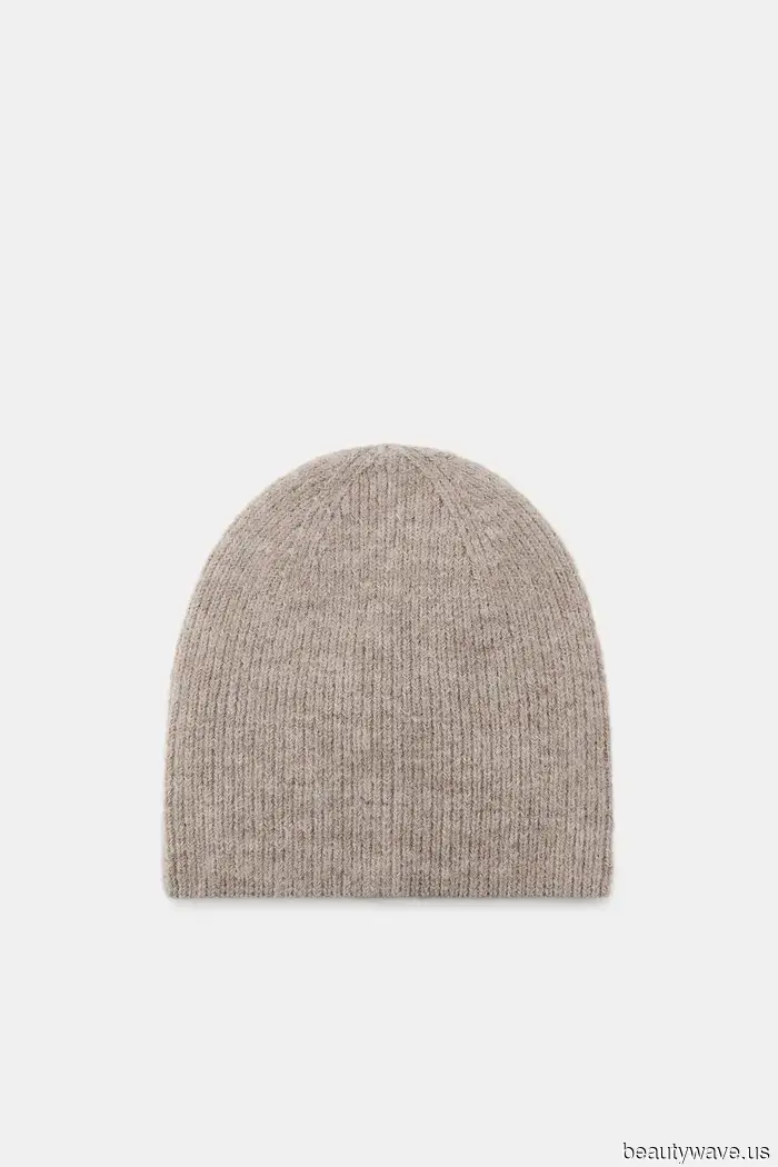 The Stylish Methods Everyone Will Don Leggings in 2026