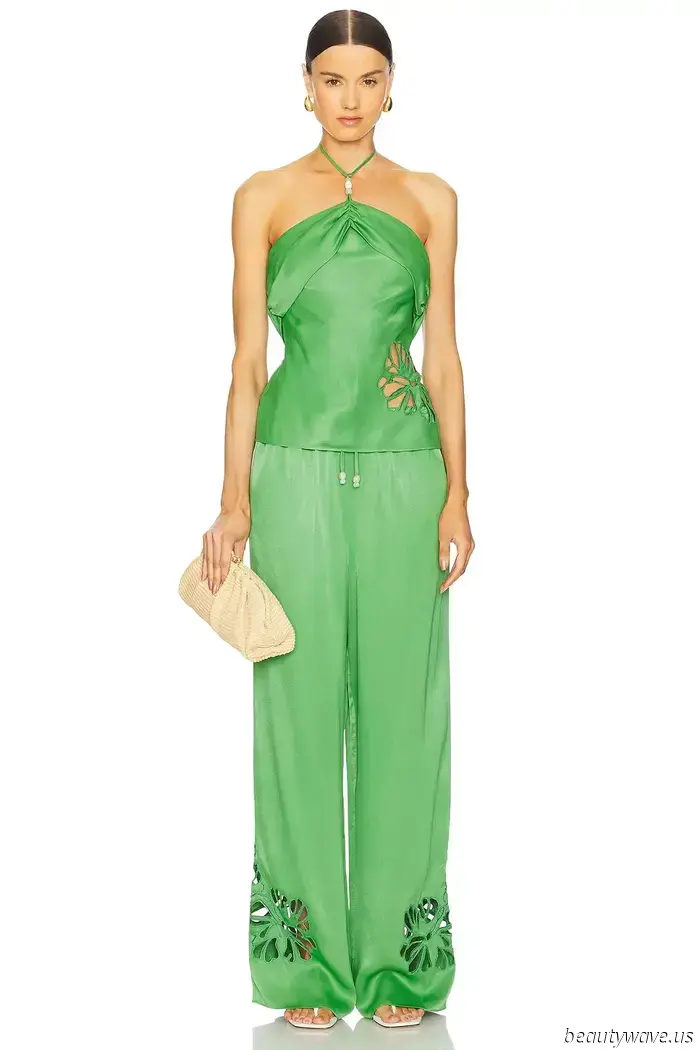 PSA: This Surprising Sophisticated Dress Color Trend Is the New Butter Yellow.