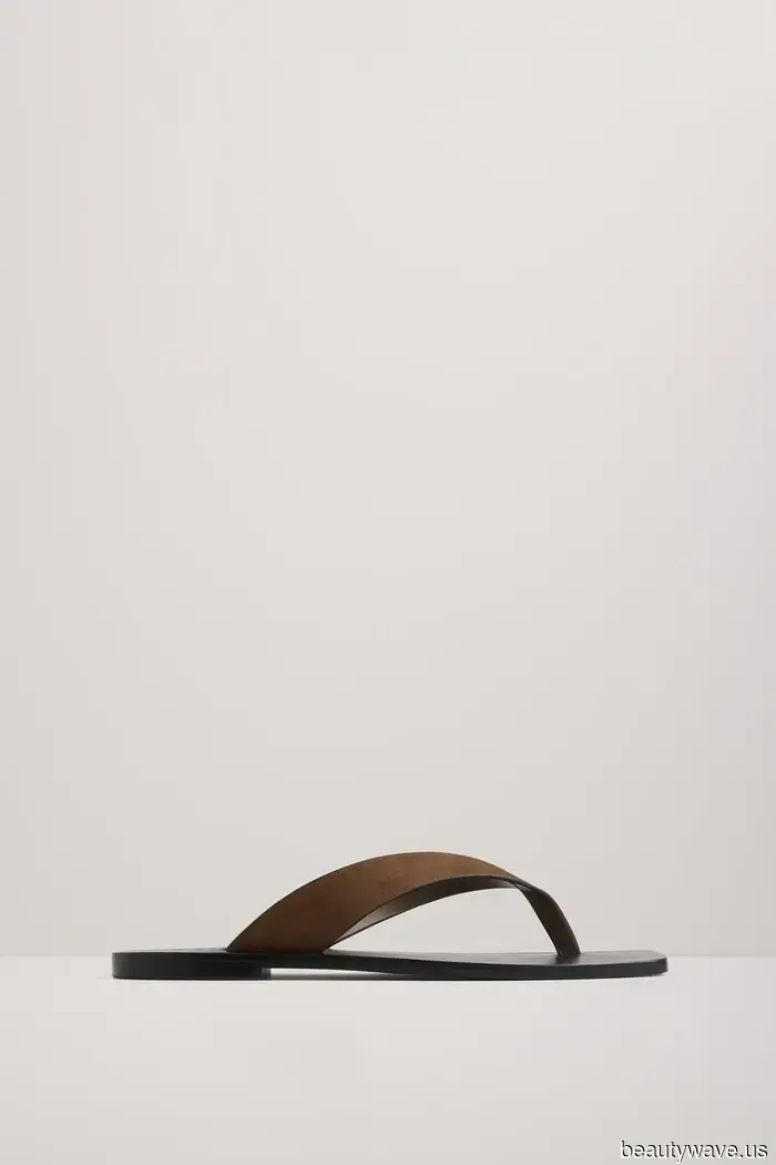 Not Jelly Shoes—Out of Nowhere, Everyone With a Taste for Luxury Is Sporting This Specific Pair of Chic Flip-Flops.