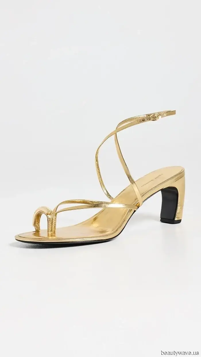 Every stylish person I know is currently sporting this trendy elevated shoe style.