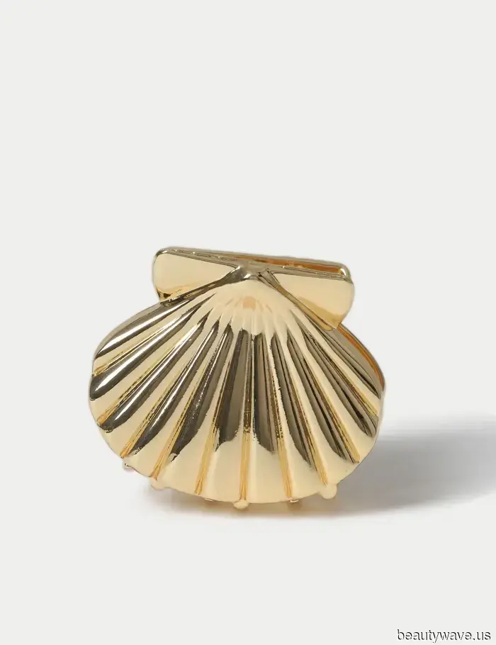 From French Pins to Lace Scarves, These Chic Hair Accessories Are Taking Over This Spring.