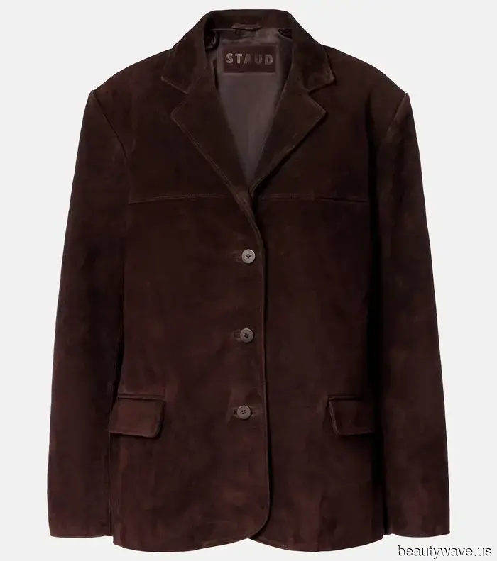 Está bien, anotado&mdash;Esta combinación de jeans y chaqueta es el nuevo uniforme oficial de la persona de moda.