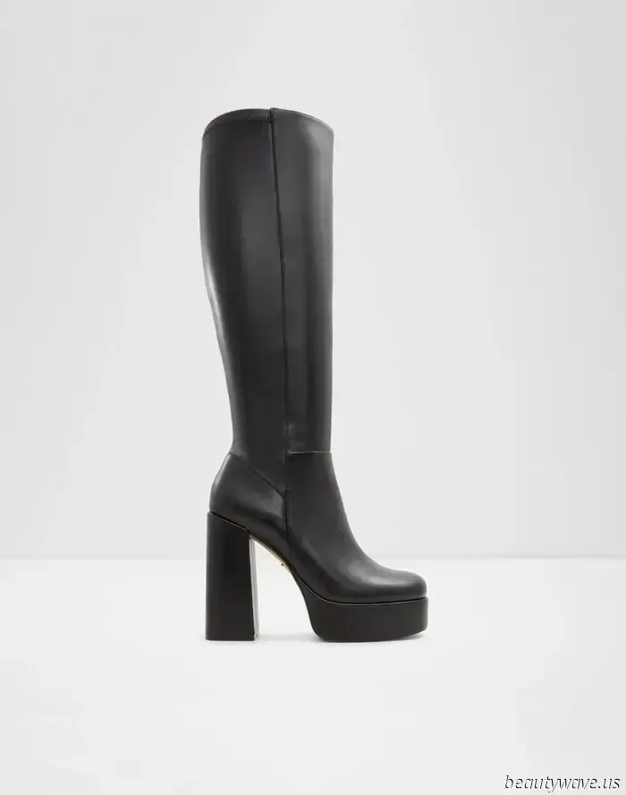 Dakota, Lila, and Hailey Concur: This Once-Obscured Boot Trend is Making a Comeback.
