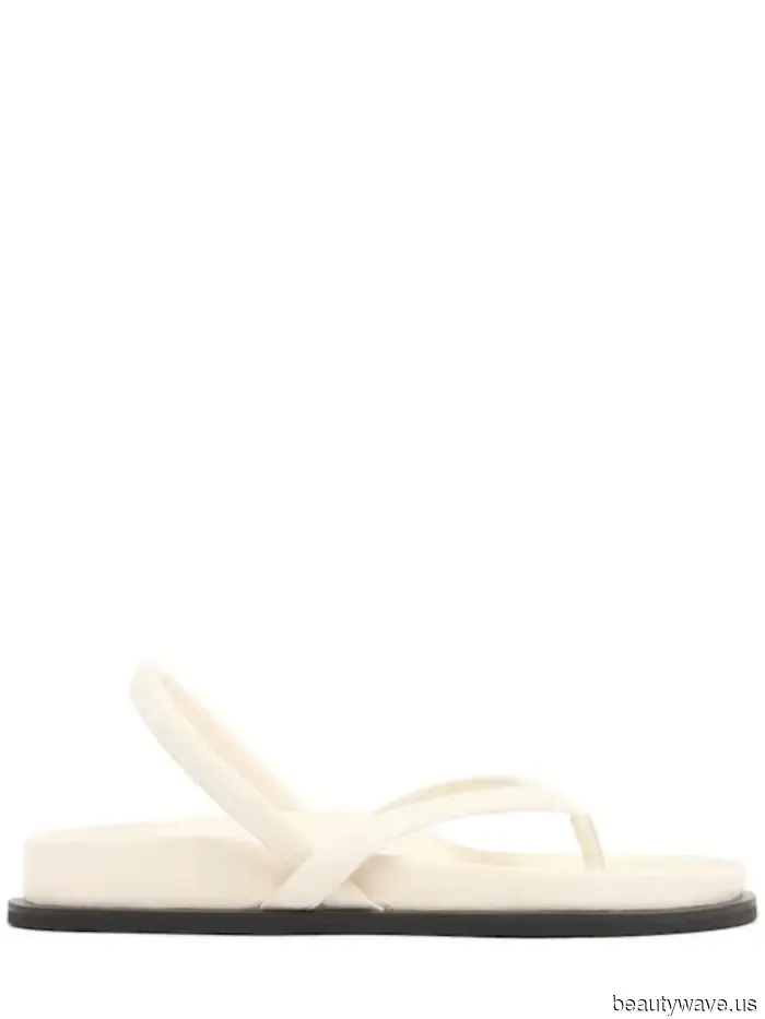 Ich dachte, ich hasse die Mode der 2000er, aber diese Retro-Sandalen-Trends sind tatsächlich schick.