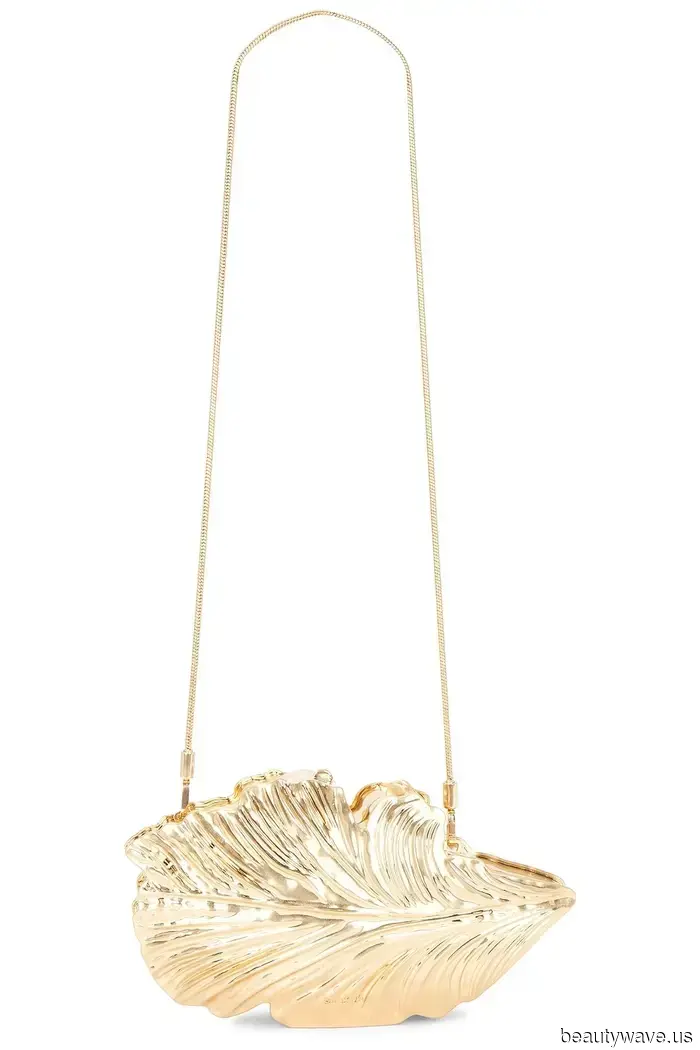 The Key Handbag Trends for Fall 2026 Are Here: 7 Must-Know Styles