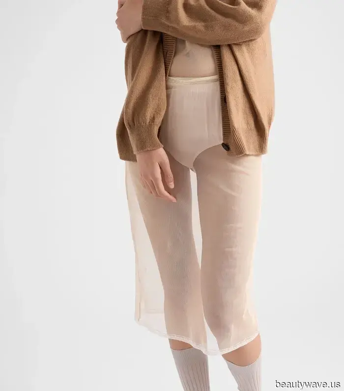 The Most Disputed Skirt Trend of Summer 2026 Is Also the Most Beautiful