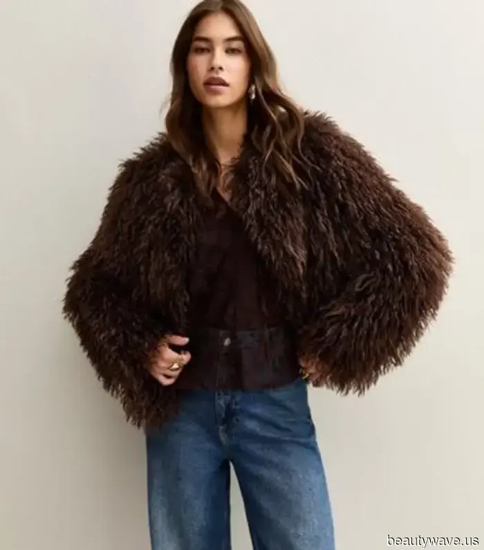 Here are 10 iconic celebrity jeans ensembles that will always be featured on my mood board.