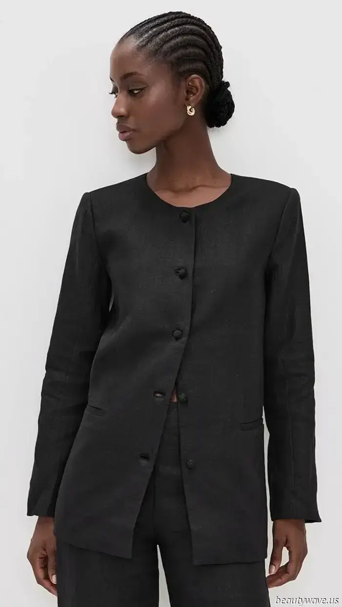 If I see you sporting this stylish blazer trend instead of a classic one, I’ll recognize you as a fashion-forward individual.