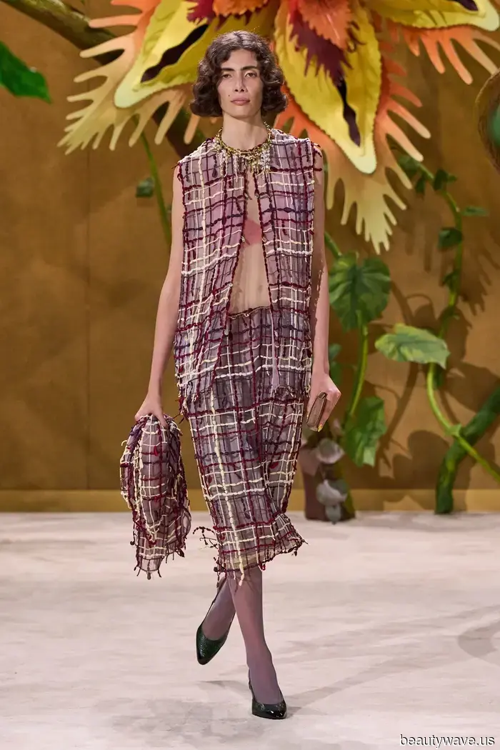Chanel! Dior! Schiaparelli! Hier ist alles, was Sie von der Pariser Haute Couture Woche sehen müssen.