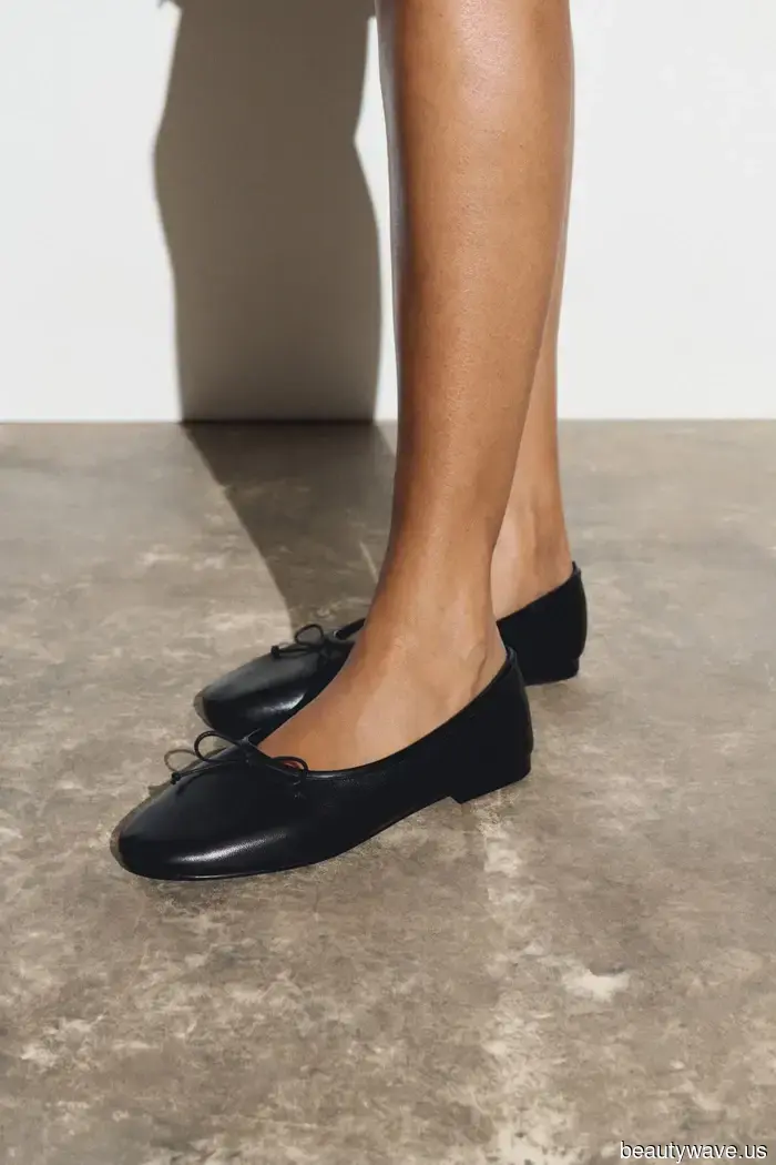 If you plan to wear capri leggings in 2026, style them like this, this, and this.