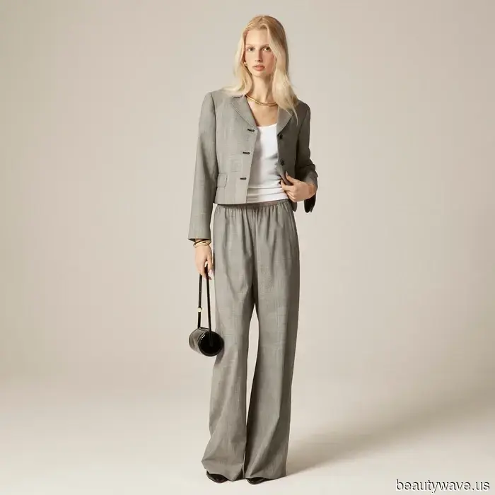 De repente, cada chica It está usando esta tendencia de pantalones pulidos en el aeropuerto en lugar de pantalones de chándal.