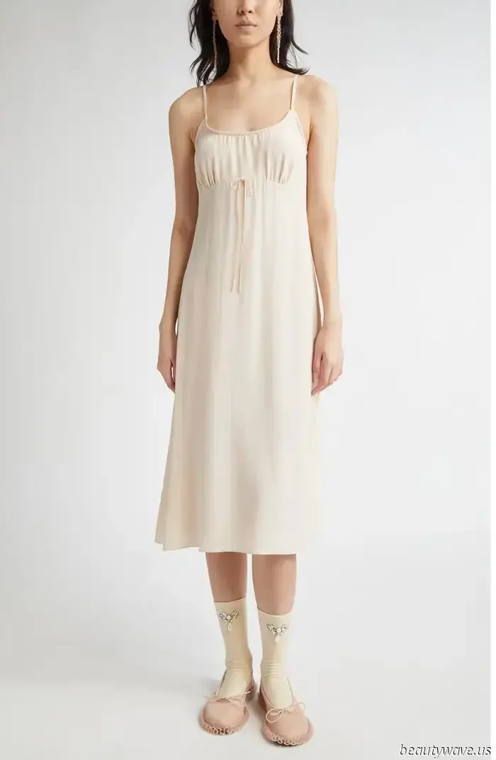 I'm amazed that these 15 stylish designer items are deeply discounted at Nordstrom at this moment.