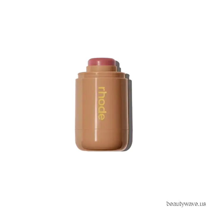 Confirmed: Hailey Bieber Has Just Purchased These 17 Beauty Items at Sephora.