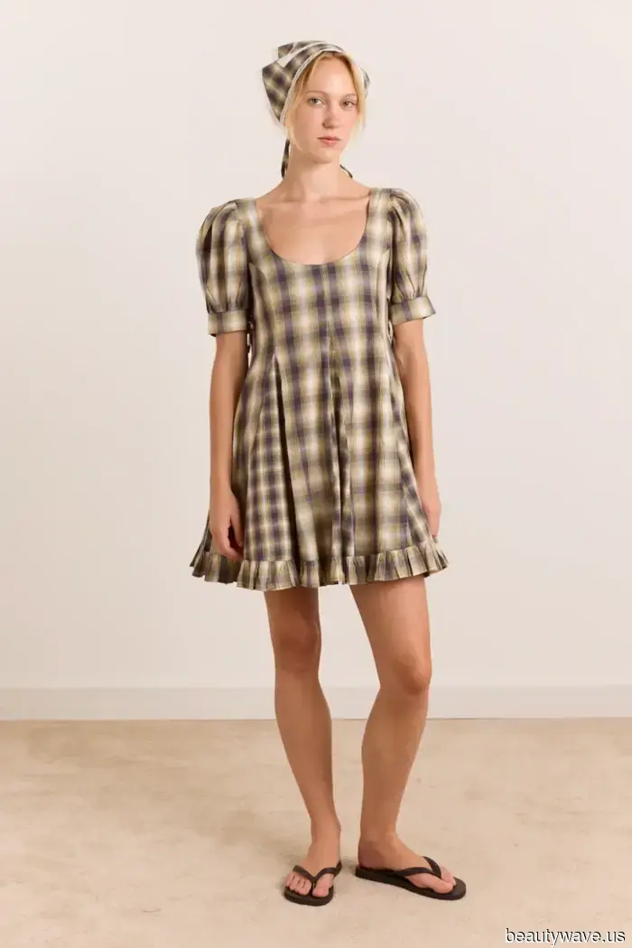 Seen in Paris and London: The Print Trend Replacing Polka Dots This Summer
